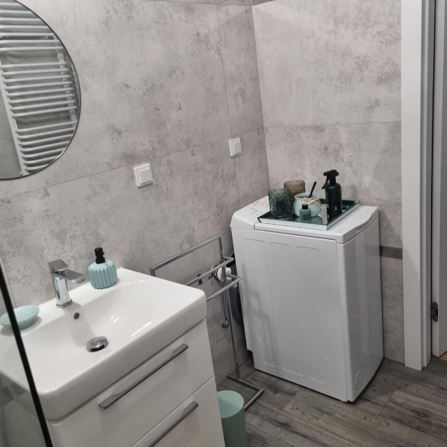 Apartament Skarbowa Leszno  Buitenkant foto